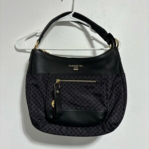 Nannini Firenze Shoulder Bag Purse Black Zip Closure